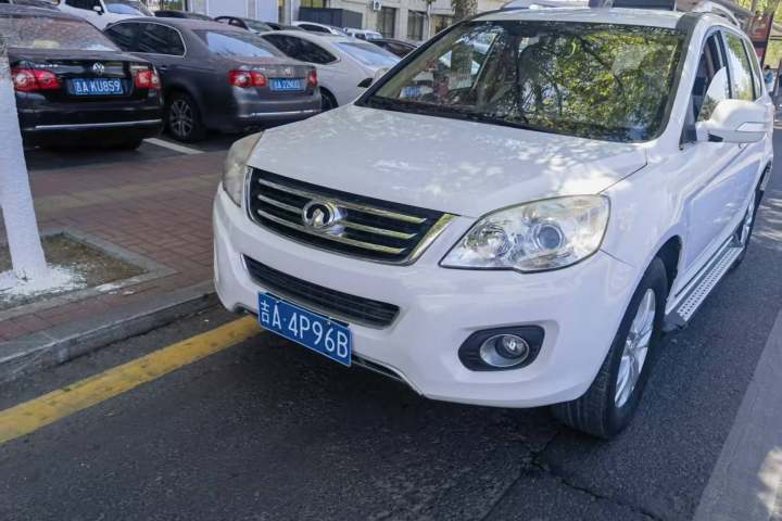 哈弗 H6 2.0L 手动两驱尊贵型