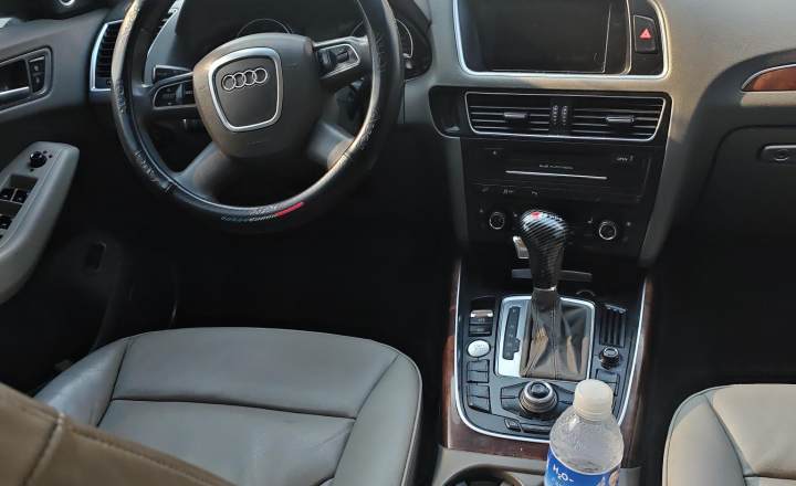 奥迪 Q5 2012款 2.0TFSI 舒适型