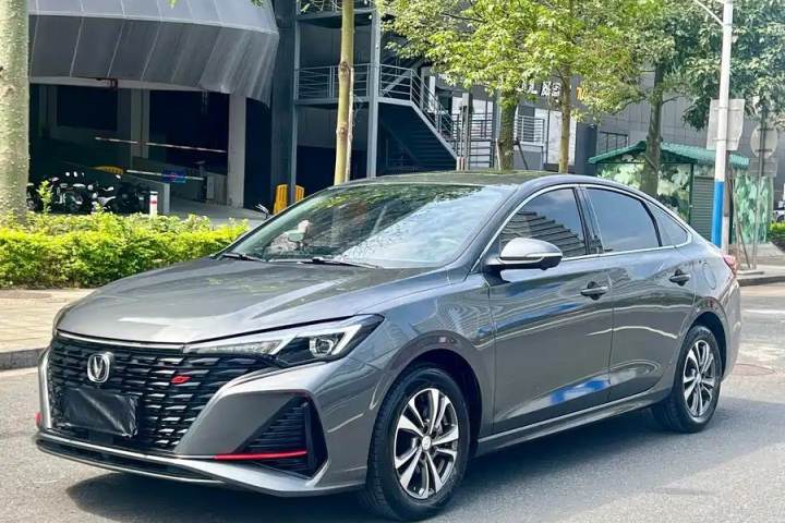 长安 逸动 2023款 畅享版 PLUS 蓝鲸NE 1.4T GDI DCT尊贵版