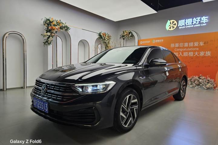 大众 速腾 200TSI DSG超越版
