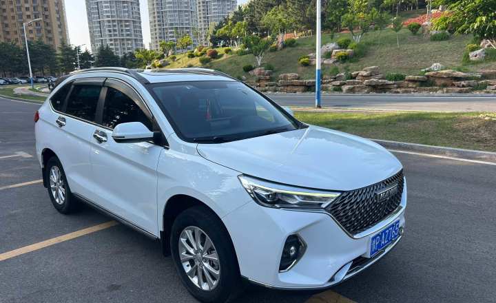 哈弗 M6 2023款 PLUS 1.5T 手动豪华智联型