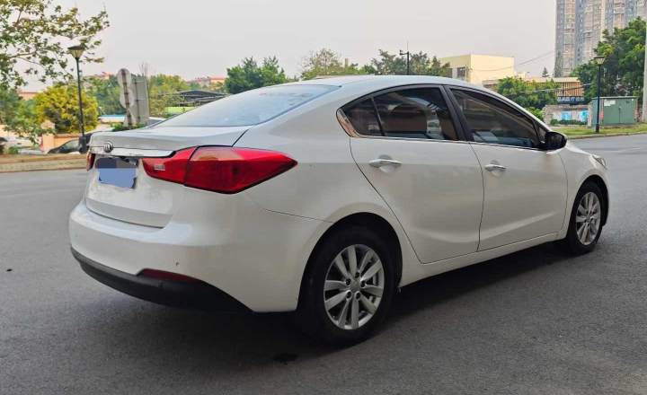 起亚 K3 2013款 1.6L 手动GLS