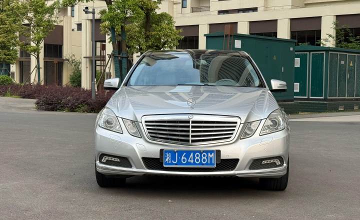 奔驰 E级(进口) 2010款 E 300 时尚型豪华版