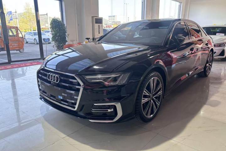 奥迪 A6L 45 TFSI 臻选动感型