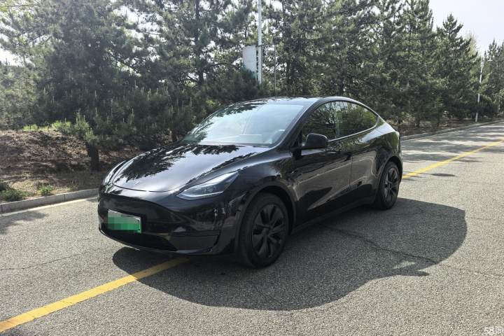 特斯拉 Model Y 后轮驱动版