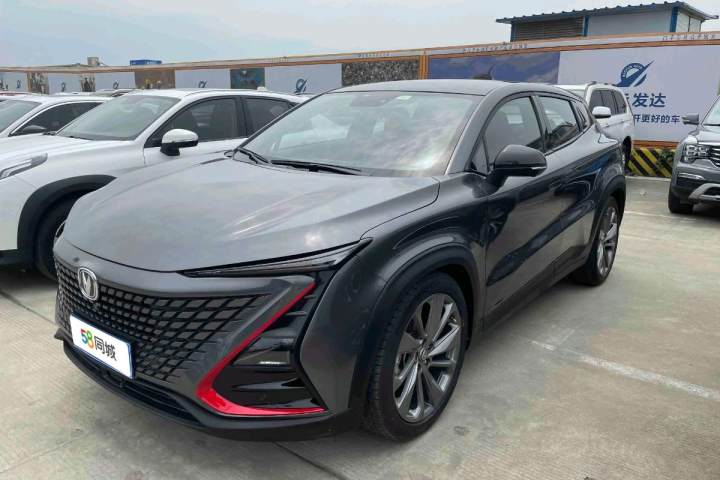 长安 UNI-T 1.5T 尊贵型