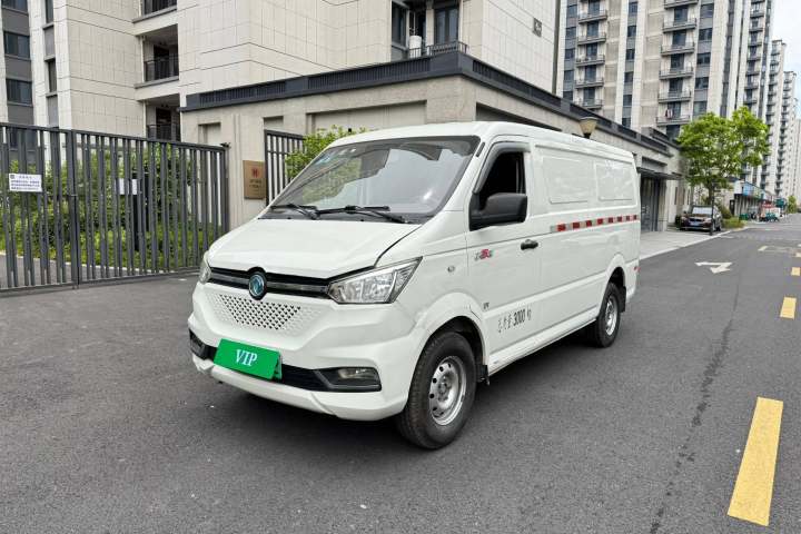 东风御风 御风EM26 2023款 标准版 41.472kWh 河南锂动