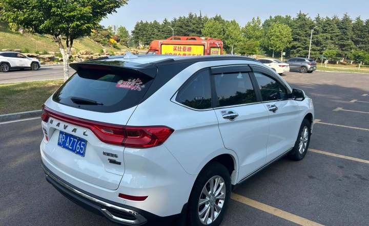 哈弗 M6 2023款 PLUS 1.5T 手动豪华智联型