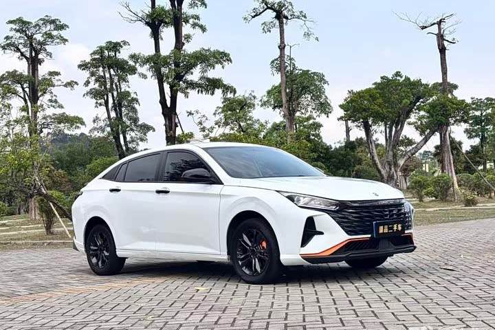东风风神 奕炫 马赫版 1.5L 自动追风版