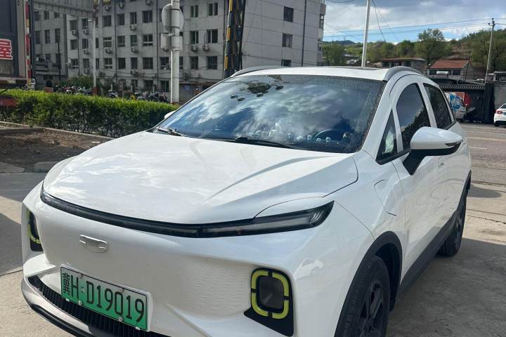 吉利几何 E萤火虫 401KM 超吸粉特别版 5座
