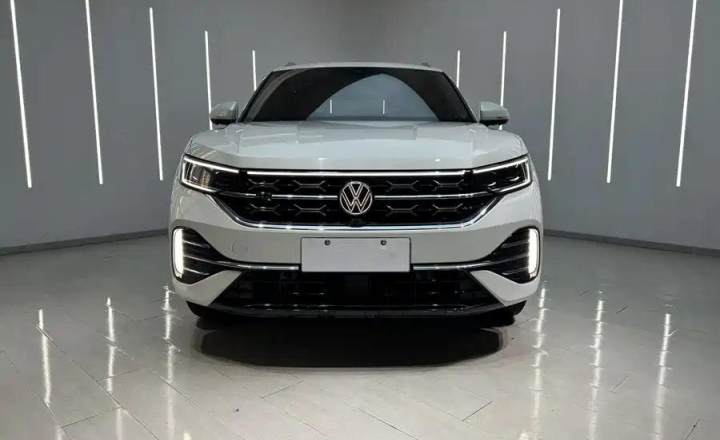 大众 探岳 2023款 330TSI 两驱RLine高能版