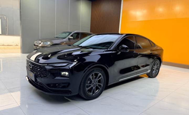 福特 蒙迪欧 2025款 1.5T EcoBoost 豪华型