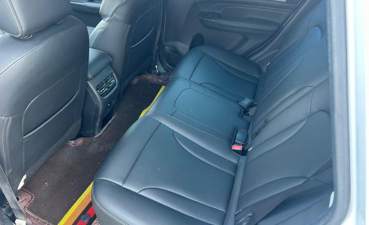 哈弗 M6 2023款 PLUS 1.5T 手动豪华智联型