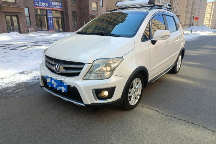 云雀汽车 全界Q1 1.4L AMT天窗导航版