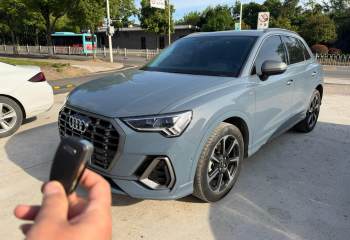 奥迪 Q3 2022款 40 TFSI RS套件燃速型