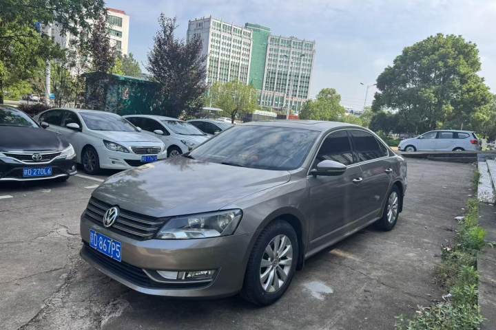 大众 帕萨特 1.8TSI DSG御尊版