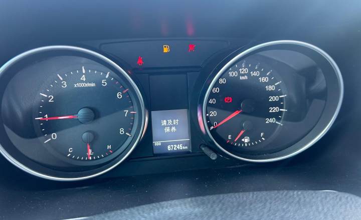哈弗 M6 2023款 PLUS 1.5T 手动豪华智联型