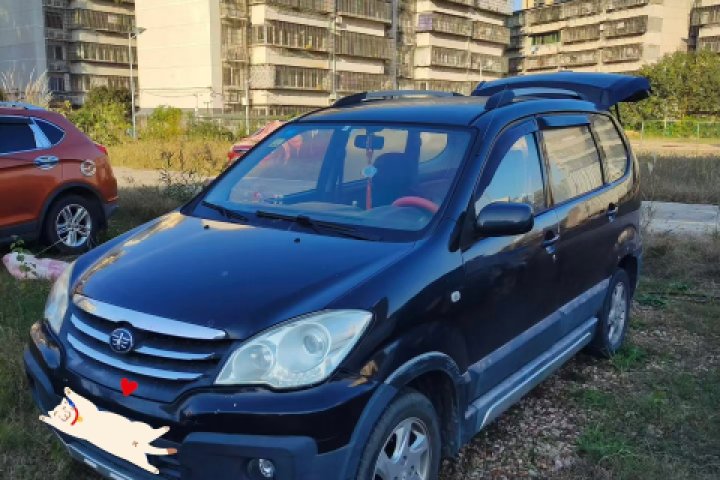 一汽 森雅S80 1.5L 手动5座都市时尚版
