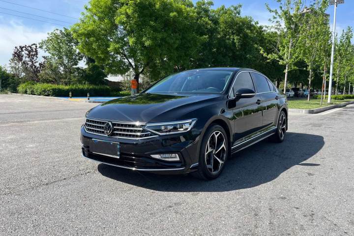 大众 迈腾 改款 众享款 330TSI DSG豪华型
