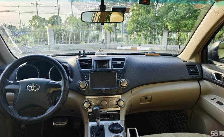 丰田 汉兰达 2013款 2.7L 两驱5座紫金版