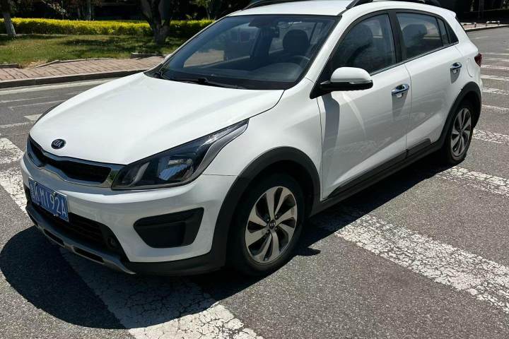 起亚 KX CROSS 1.4L MT GLS