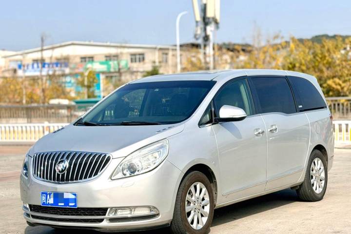 别克 GL8 3.0L GT豪华商务豪雅版
