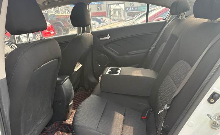 起亚 K3 2013款 1.6L 手动GLS