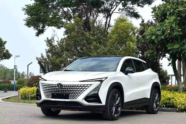 长安 UNI-T 1.5T 尊贵型