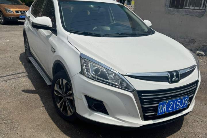 纳智捷 优6 SUV 1.8T 时尚型