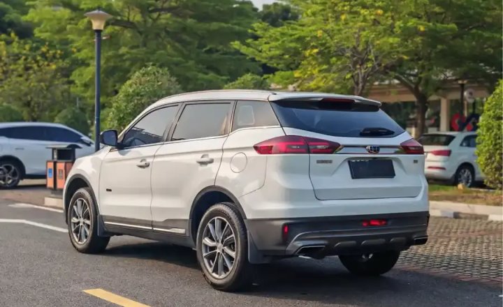 吉利汽车 博越 2018款 1.8TD 自动两驱智联型4G互联版