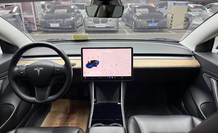 特斯拉 Model 3 2020款 标准续航后驱升级版