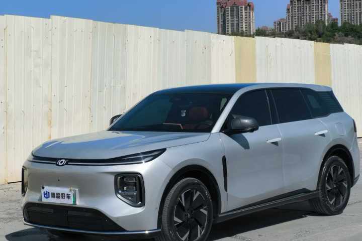 长安启源 Q07 215尊贵型