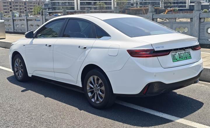 吉利几何 A 2022款 Pro 430KM 公务版