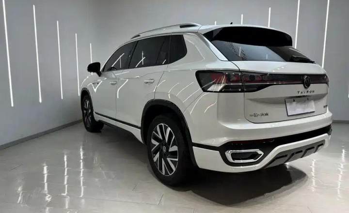 大众 探岳 2023款 330TSI 两驱RLine高能版