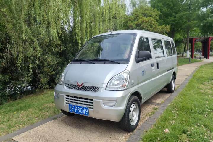 五菱汽车 五菱荣光 1.5L加长标准型空调版L3C