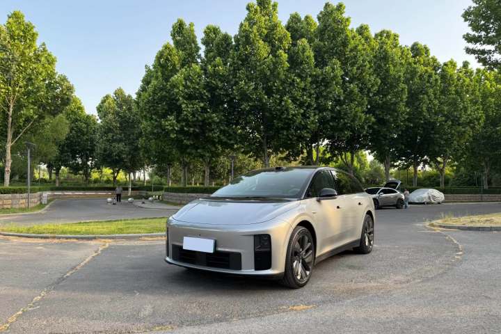 理想汽车 理想i6 四驱标准版