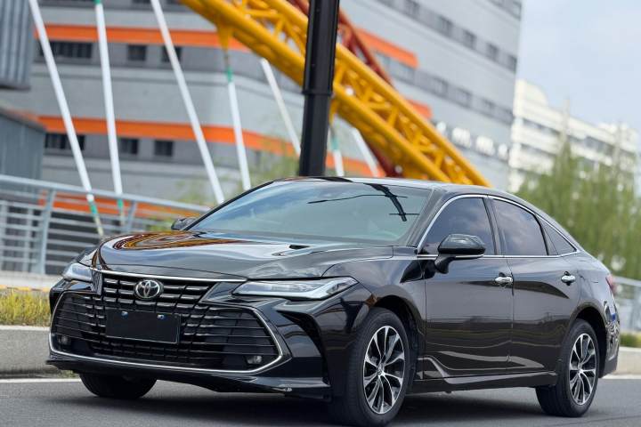 丰田 亚洲龙 2.0L 豪华版