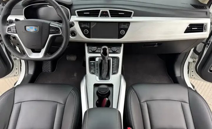 吉利汽车 博越 2018款 1.8TD 自动两驱智雅型