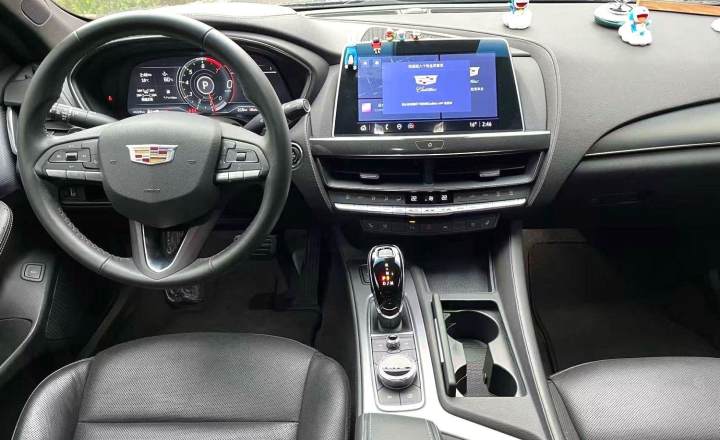 凯迪拉克 CT5 2024款 28T 豪华型