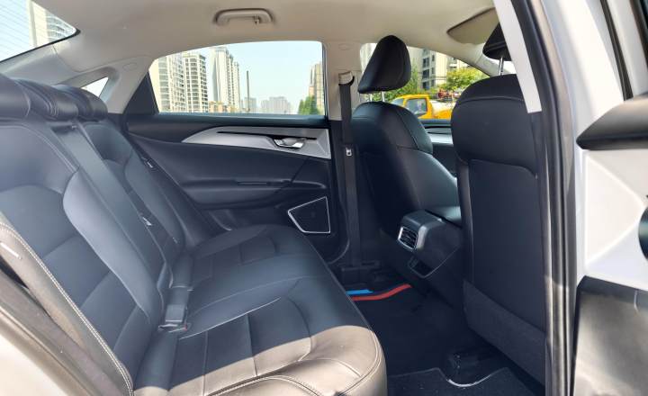 吉利几何 A 2022款 Pro 430KM 公务版