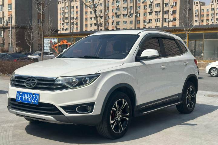 一汽 森雅R7 智能网联版 1.6L 自动智悦型