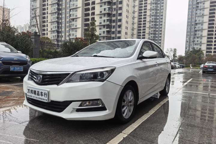 长安 悦翔V7 1.6L 手动乐活型 国V