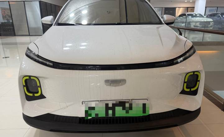 吉利几何 E萤火虫 2022款 320KM 乖巧虎 4座