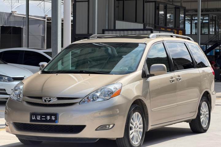 丰田 SIENNA 基本型