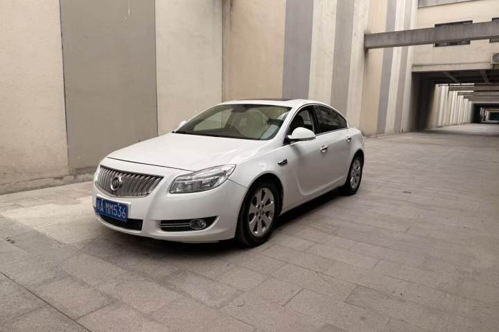 别克 君威 2.0L 豪华版