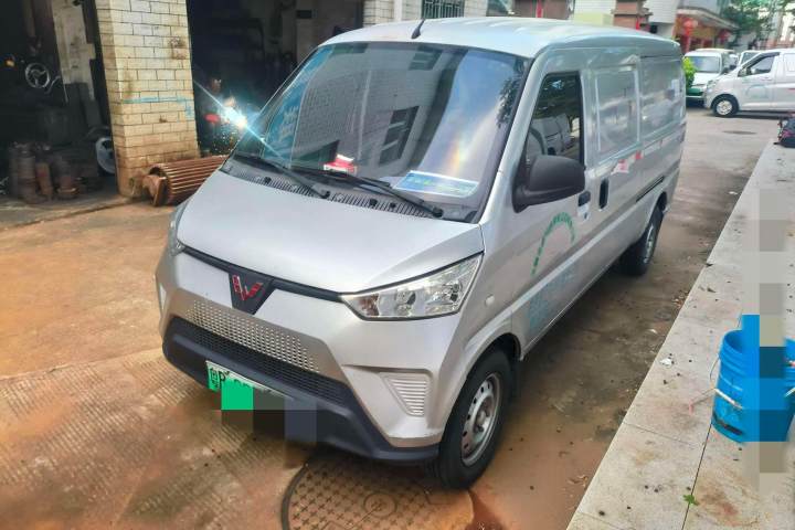 五菱汽车 五菱荣光EV 封窗版基本型2座252KM