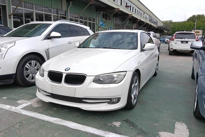宝马 3系(进口) 320i双门轿跑车