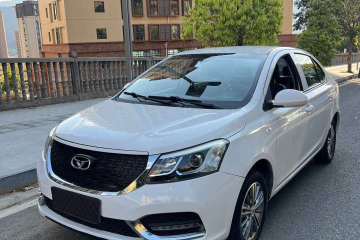 凯翼 E3 1.5L 自动旗舰型