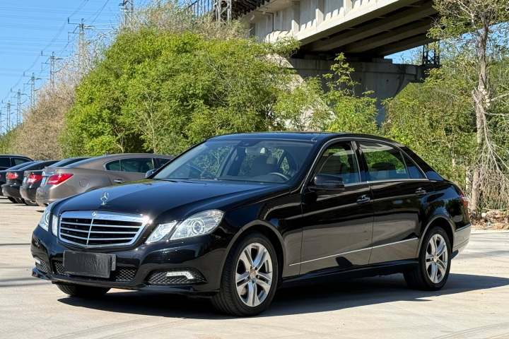 奔驰 E级 E 300 L 时尚型
