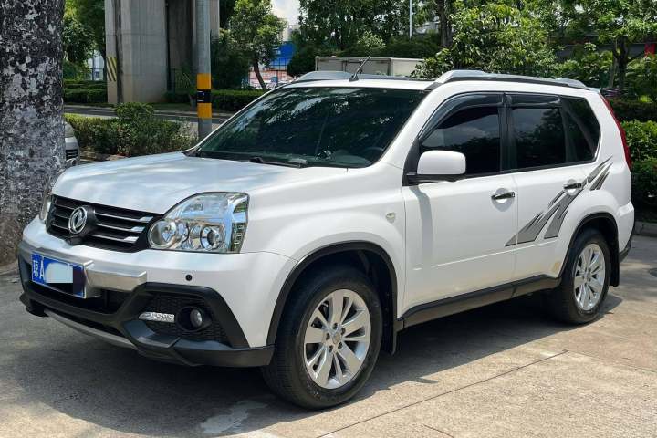 东风风度 MX6 2.0L CVT两驱梦想版